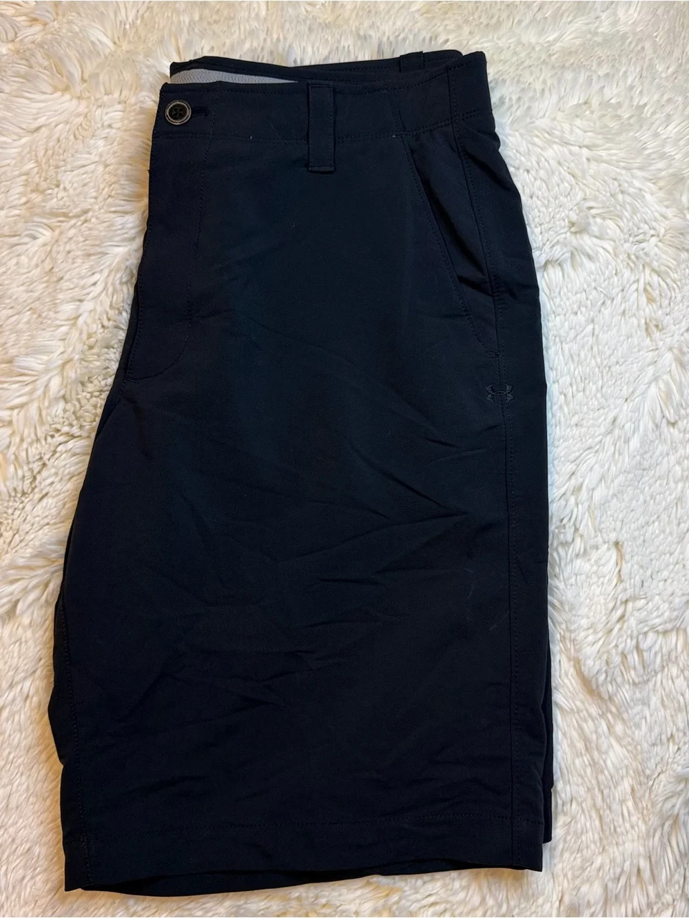Under Armour Men’s 36” waist Black Hybrid Performance Shorts 10-1/2” inseam